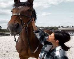 When she was a child she was afraid of horses due to an incident of falling from the horse. But two horses Irca and Igor changed her thinking and now 